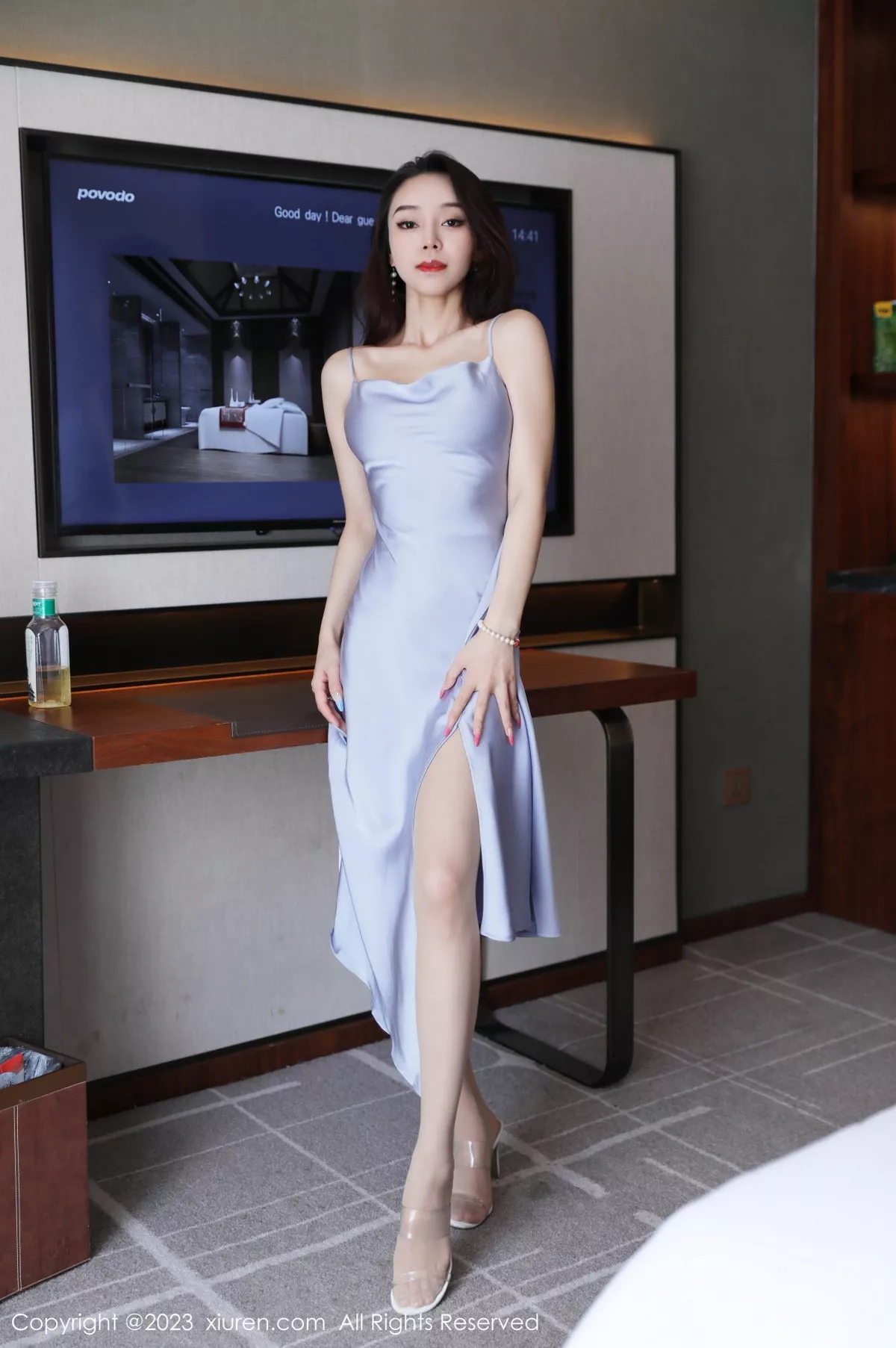 [XiuRen秀人网]第7365期苏曼兮写真-秀人资源网